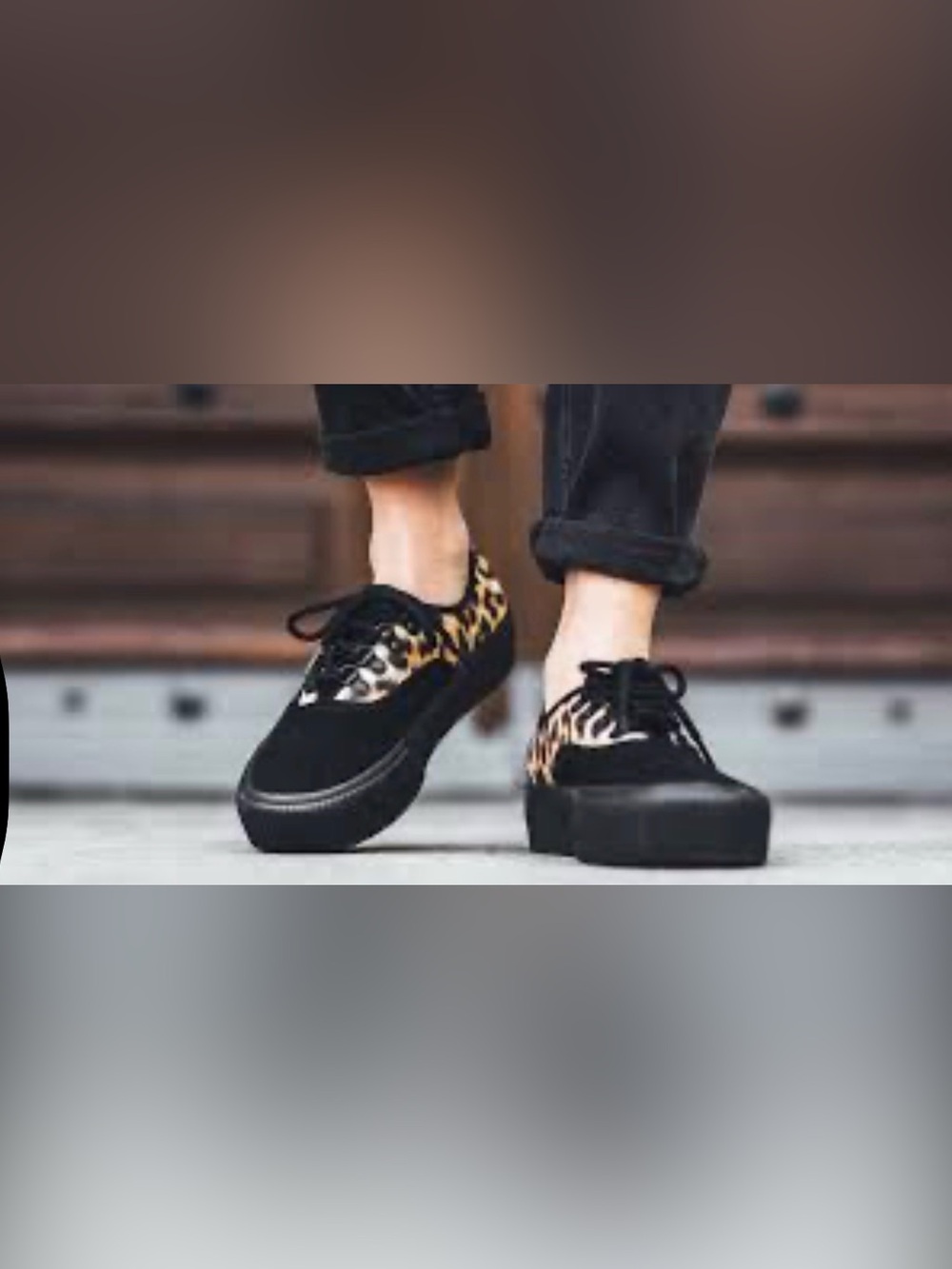Vans Kids Leopard and Black Low-Top Canvas Sneakers size 8.5 W 7M (Unisex)
